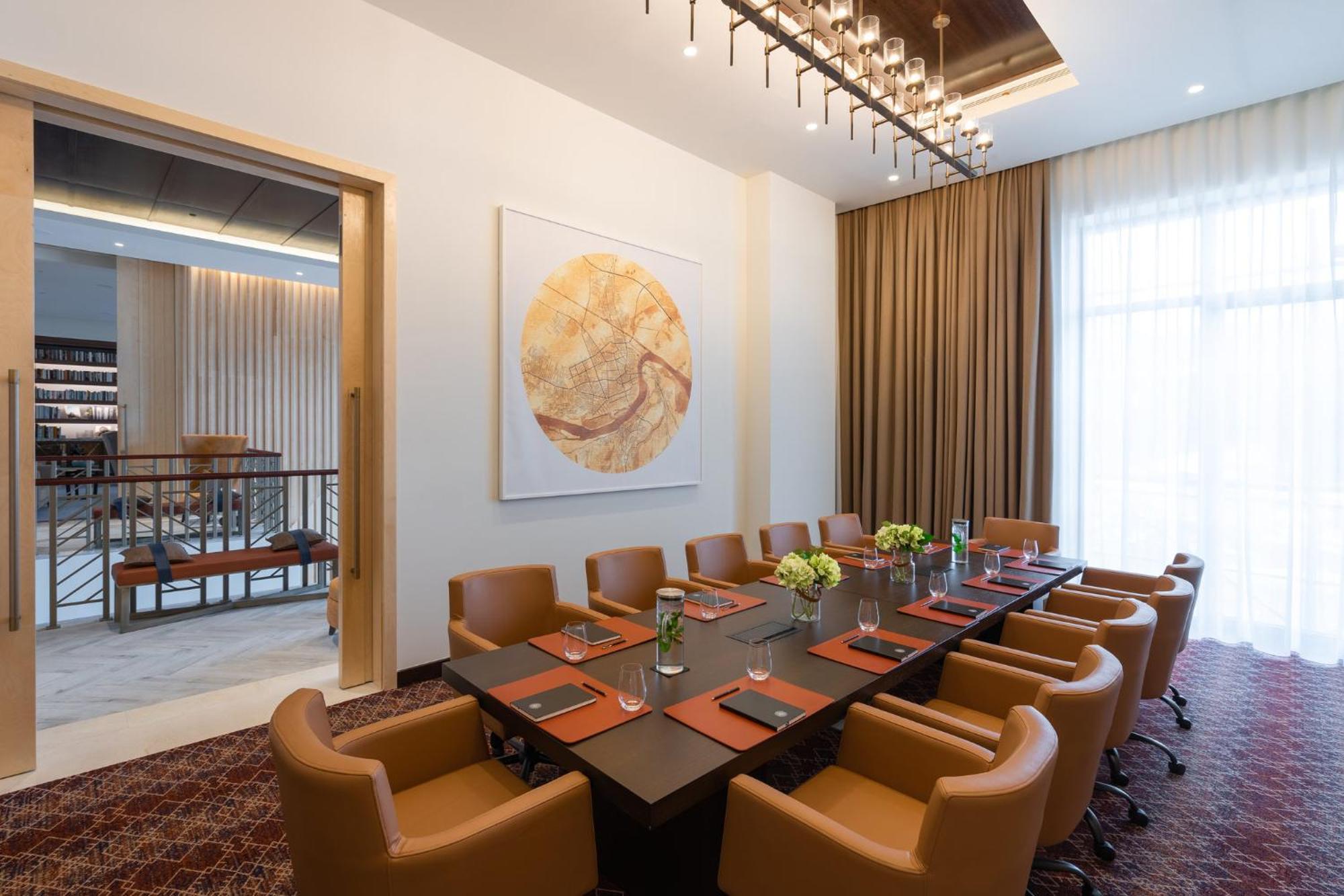 Viceroy Kopaonik Serbia Ngoại thất bức ảnh The boardroom of the Presidential Suite