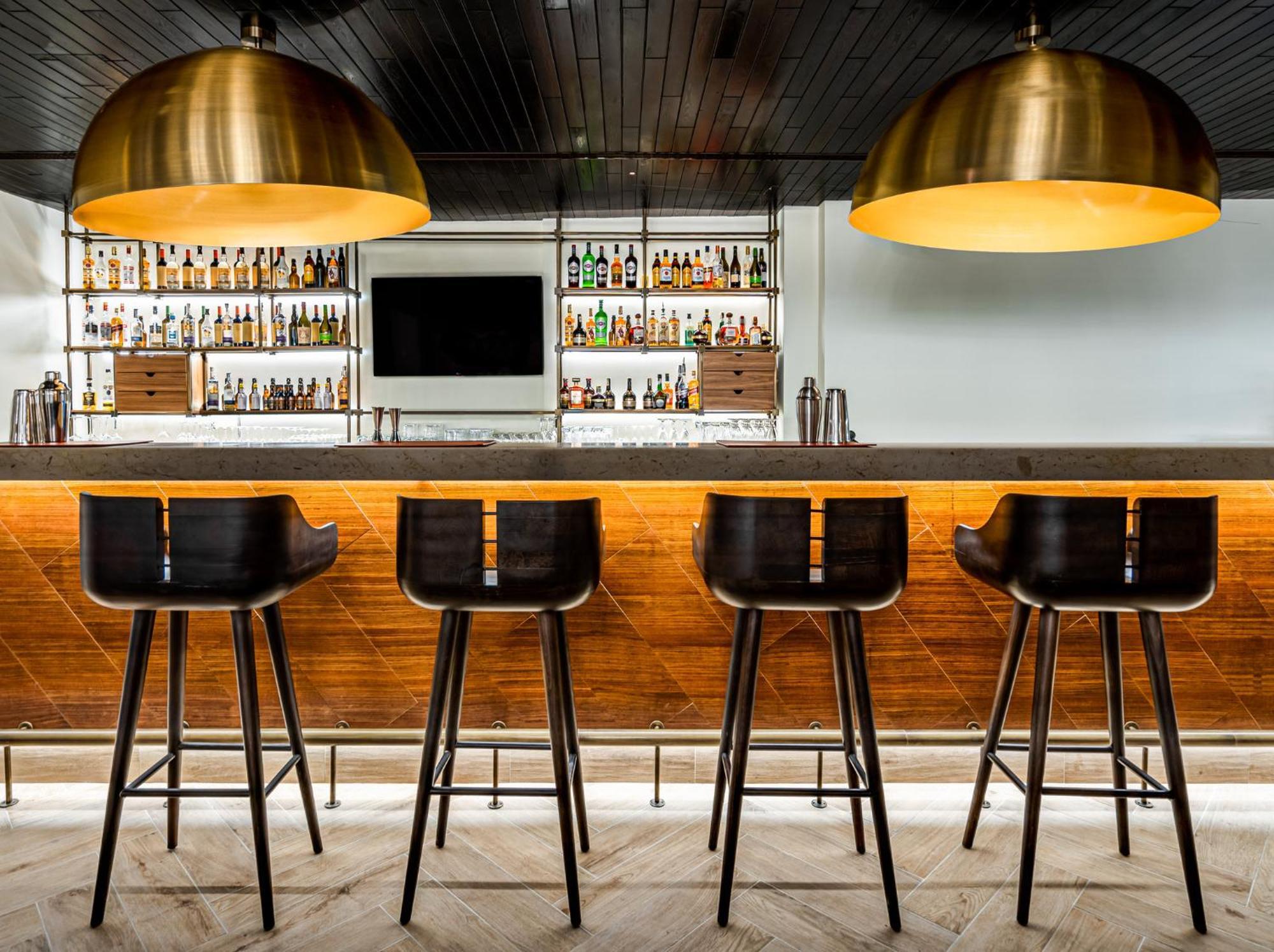Viceroy Kopaonik Serbia Ngoại thất bức ảnh The bar at the 1000 Museum